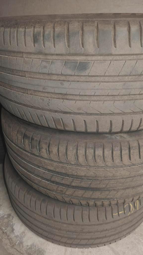 4 pirelli scorpion 255/45 r19, Autos : Divers, Pièces de sport automobile, Utilisé, Enlèvement