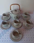 Thee Servies (6Kopjes+schoteltjes+theepotje), Huis en Inrichting, Ophalen, Zo goed als nieuw, Keramiek, Compleet servies