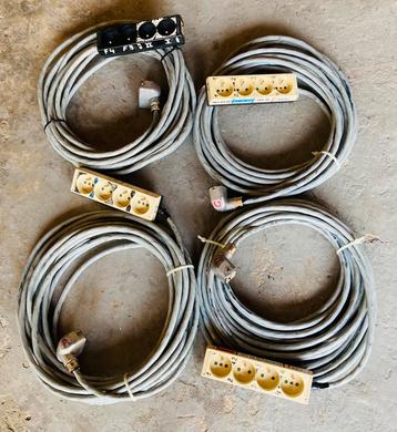 4x 11 m afgeschermde kabels met Harting-stekkers beschikbaar voor biedingen