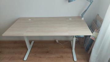 Elektrisch zit-sta bureau 160  80 cm beschikbaar voor biedingen