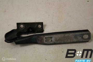 Motorkapscharnier links VW Passat 3B 3B0823301 beschikbaar voor biedingen