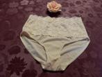 (76)- 1 slip gainant femme beige t.XL - damart  - neuf -, Kleding | Dames, Ondergoed en Lingerie, Damart, Ophalen of Verzenden
