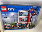 Lego Ziekenhuis 60204, Kinderen en Baby's, Complete set, Gebruikt, Ophalen of Verzenden, Lego