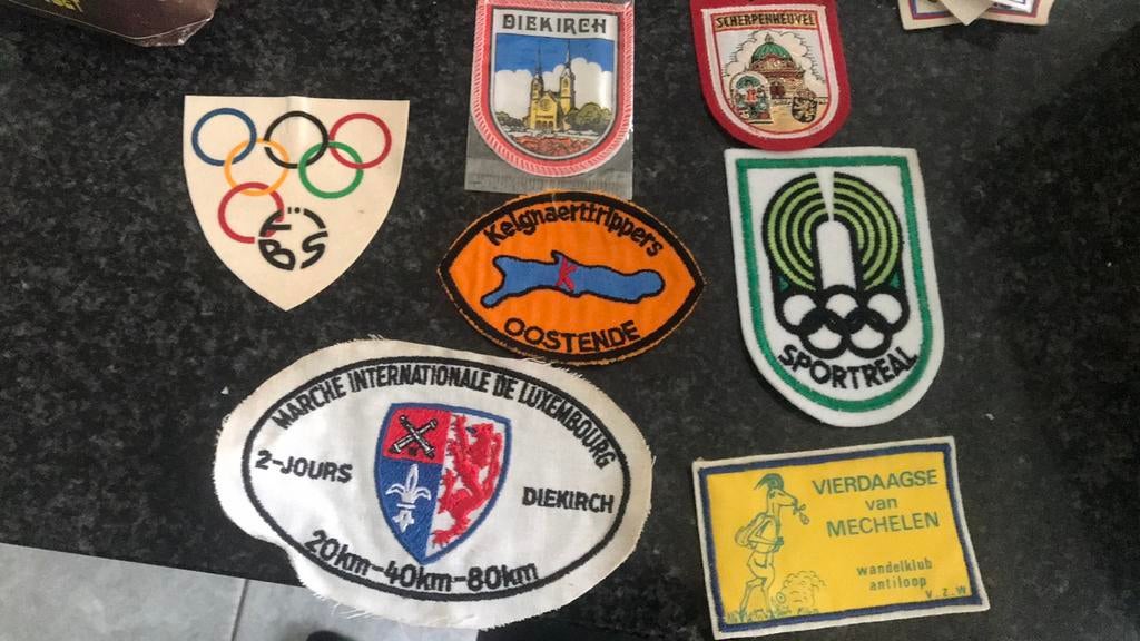 Label uit te kiezen, Collections, Scoutisme, Enlèvement ou Envoi, Comme neuf