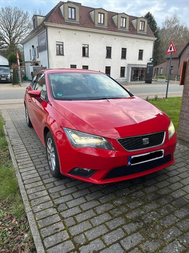 Seat Leon 1.2 TSI essence 3 portes 2015, Autos, Seat, Entreprise, Leon, ABS, Airbags, Air conditionné, Bluetooth, Feux de virage