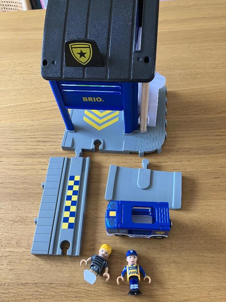 Lot trains Brio, Kinderen en Baby's, Speelgoed |Speelgoedvoertuigen, Zo goed als nieuw, Ophalen