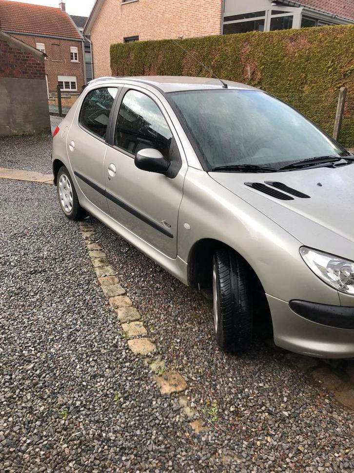 Tk Peugeot 206 1.4. Perfecte staat 87000km keuring ok, Auto's, Peugeot, Particulier, ABS, Airbags, Airconditioning, Alarm, Centrale vergrendeling