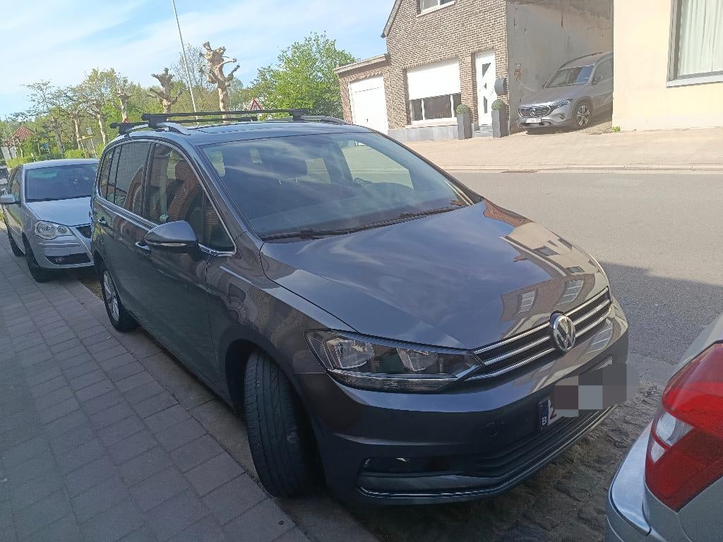 Volkswagen Touran 7 Zit, Auto's, Automaat, Stof, Parkeersensor, 1600 cc