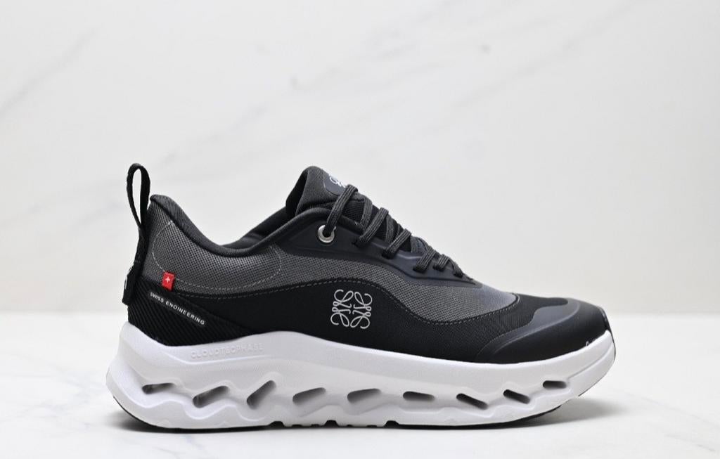 On Cloud x Loewe - 41, Ophalen