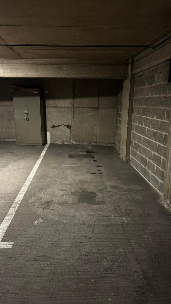 Ciney centre emplacement de parking