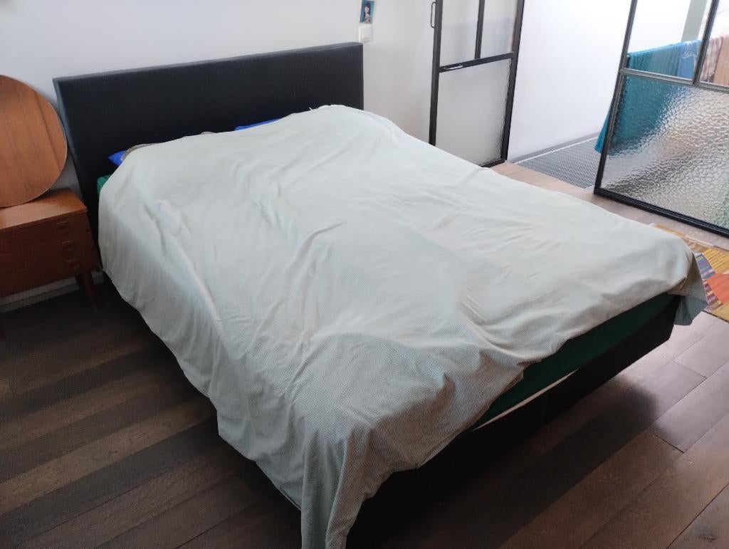 Boxspring weg te geven, Maison & Meubles, Chambre à coucher | Lits boxsprings, Enlèvement, Utilisé, 200 cm, Deux personnes