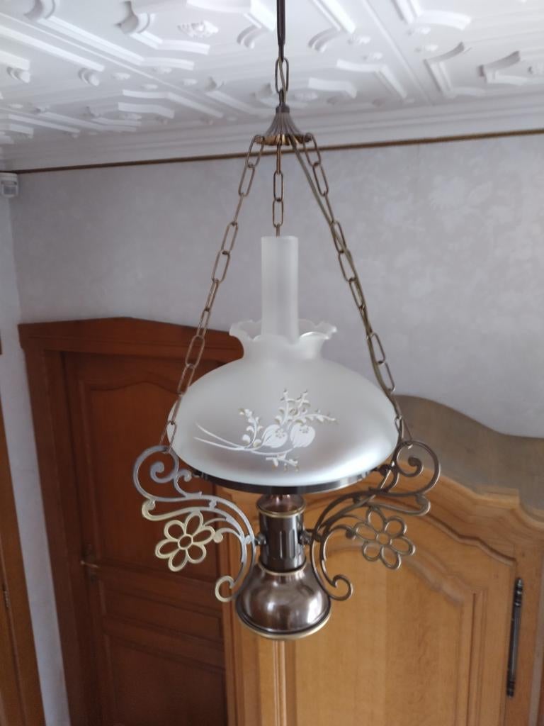 lampe suspendue, Enlèvement