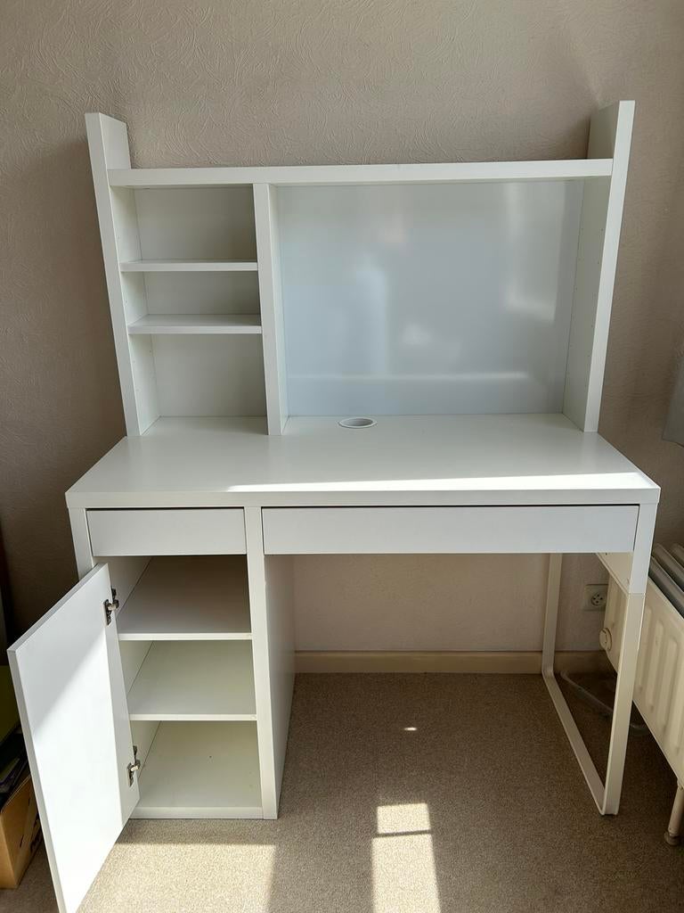 Bureau MICKE ikea, Classique, Comme neuf, Enlèvement, IKEA