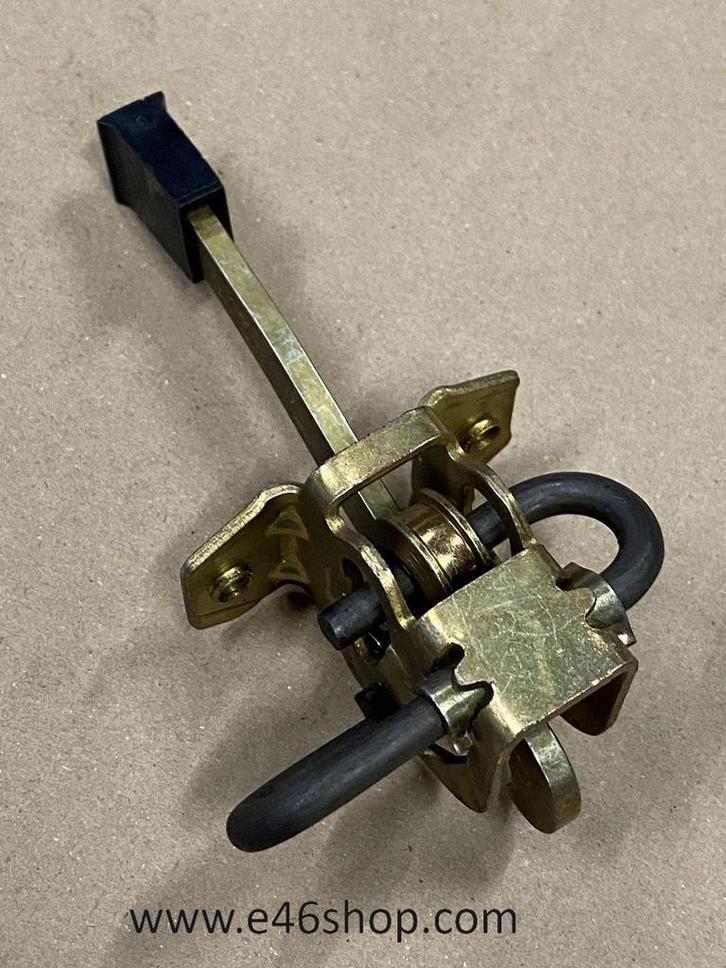 DEURVANGER BMW E36 RECHTS ACHTER OE 51221960566, Autos : Pièces & Accessoires, Carrosserie & Tôlerie, Porte, BMW, Neuf, Enlèvement ou Envoi