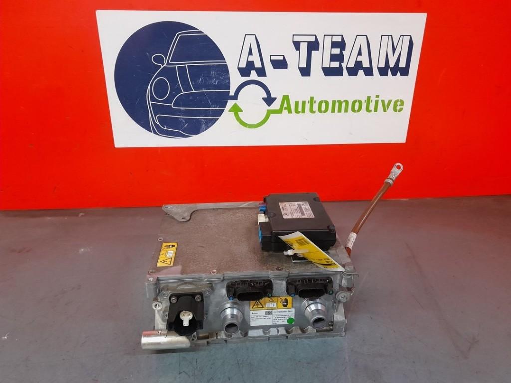 CHARGEUR DE BATTERIE (A0009001108), Utilisé