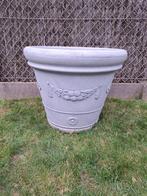 Heel mooie bloempot, hoogte 50 cm, Kunststof, 40 cm of meer, Ophalen of Verzenden, Zo goed als nieuw