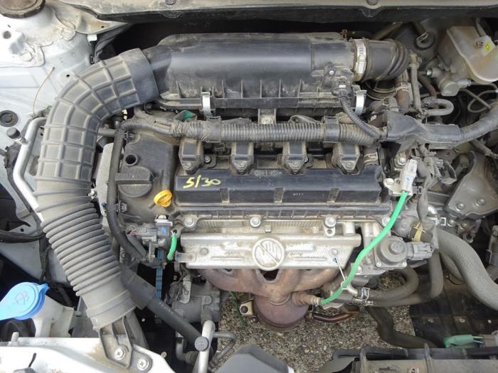 Moteur d'un Suzuki Swift, Autos : Pièces & Accessoires, Moteurs & Accessoires, Suzuki, Utilisé, 3 mois de garantie, Enlèvement ou Envoi