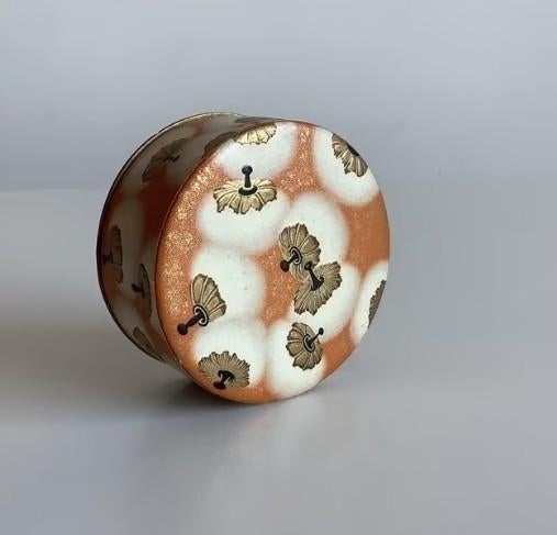 Boîte à poudre ancienne Coty L'origan design Lalique, Enlèvement ou Envoi, Utilisé