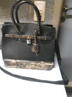 Sac à main en cuir végétalien noir, Bijoux, Sacs & Beauté, Enlèvement ou Envoi, Neuf, Noir, Sac à main