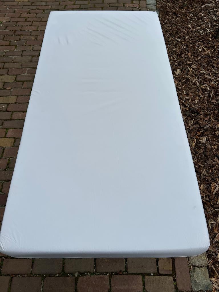 MULTICARE AFWASBARE MATRAS 60 CM X 120 CM, Enfants & Bébés, Matelas, Moins de 70 cm, Comme neuf, Enlèvement