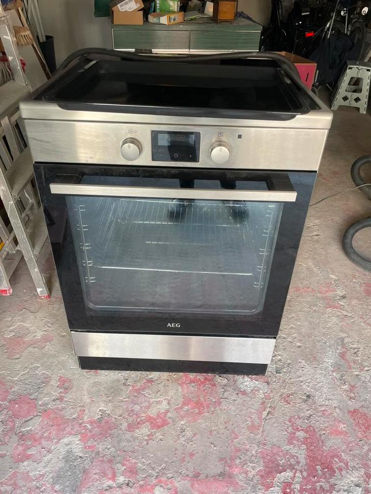 AEG CIB6646ABM inductiekookplaat in zeer goede staat, Elektronische apparatuur, Fornuizen, Gebruikt, Tussenbouw, Inductie, 4 kookzones