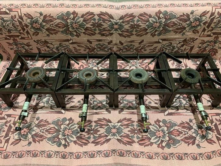 Te koop: Professioneel 4-pits gasfornuis – Horecakwaliteit, Electroménager, Cuisinières, Comme neuf, Enlèvement