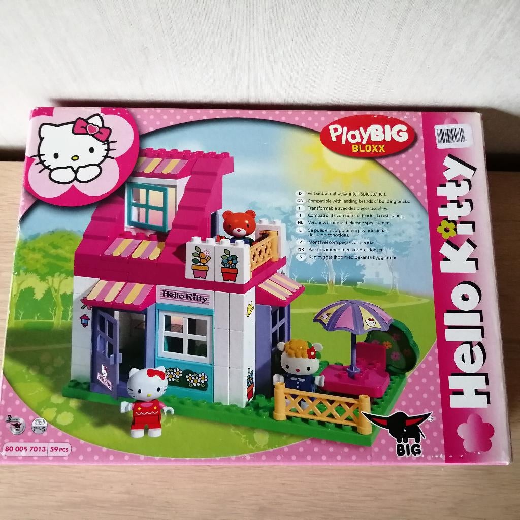 Mooi lot Hello Kitty (puzzel, servies, huisje, knuffel..), Enlèvement, Comme neuf