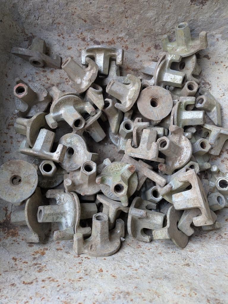 54 écrous de coffrage, Bricolage & Construction, Enlèvement