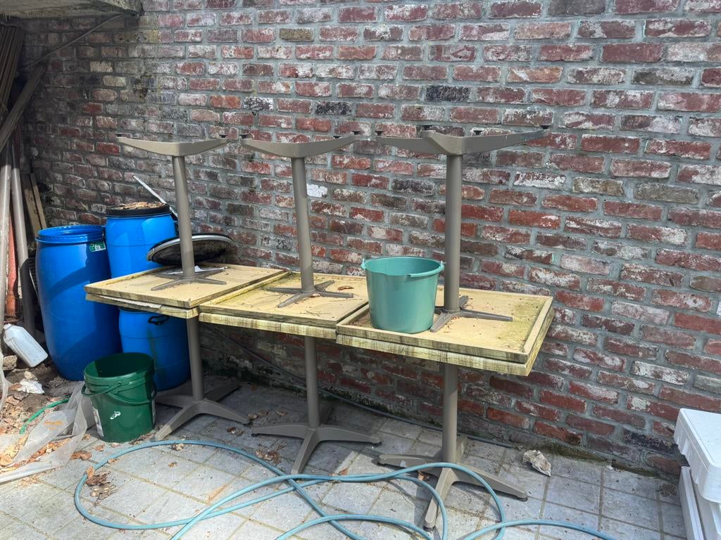 6 table carées pour exterieur, Enlèvement, Utilisé