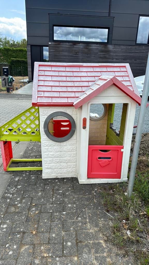 Smoby gratuit, Enfants & Bébés, Jouets | Extérieur | Cabanes d'enfant, Enlèvement, Utilisé, Plastique