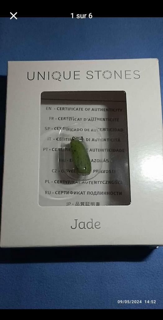 Jade hanger met certificaat, Handtassen en Accessoires, Kettinghangers, Ophalen, Nieuw, Steen of Mineraal, Met edelsteen
