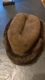 Toque chapka Honbson véritable mouton retourné vintage, Kleding | Dames, Hoeden en Petten, Ophalen of Verzenden, Zo goed als nieuw