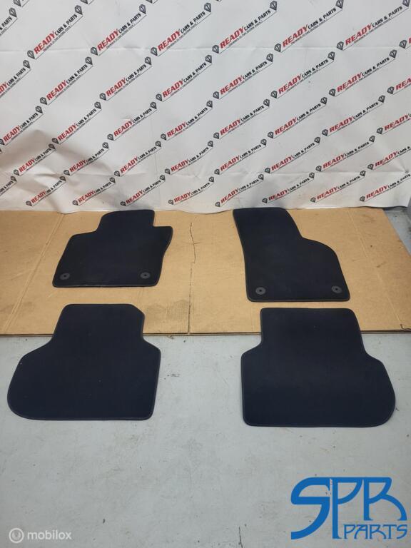 Matten set VW Jetta VI 5C 5C7863011J MATTENSET NIEUW NA 2011, Volkswagen, Nieuw, Ophalen of Verzenden, Volkswagen