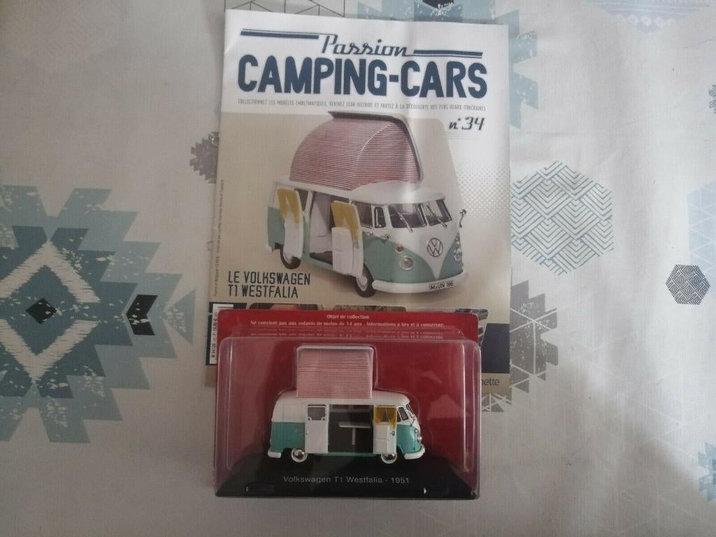 VOLKSWAGEN T1 WESTFALIA Camping VW 1/43 IXO UH Neuf+Perplex, Hobby & Loisirs créatifs, Voitures miniatures | 1:43, Neuf, Bus ou Camion