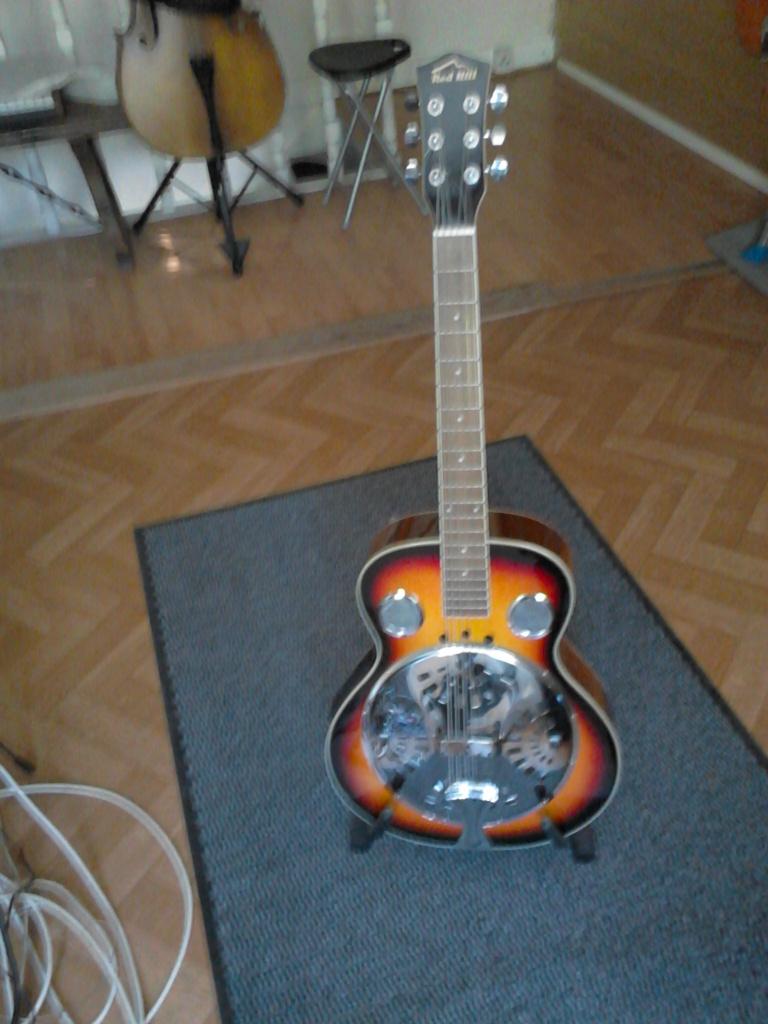guitare dobro, Musique & Instruments, Enlèvement, Comme neuf, Hollow body, Autres marques