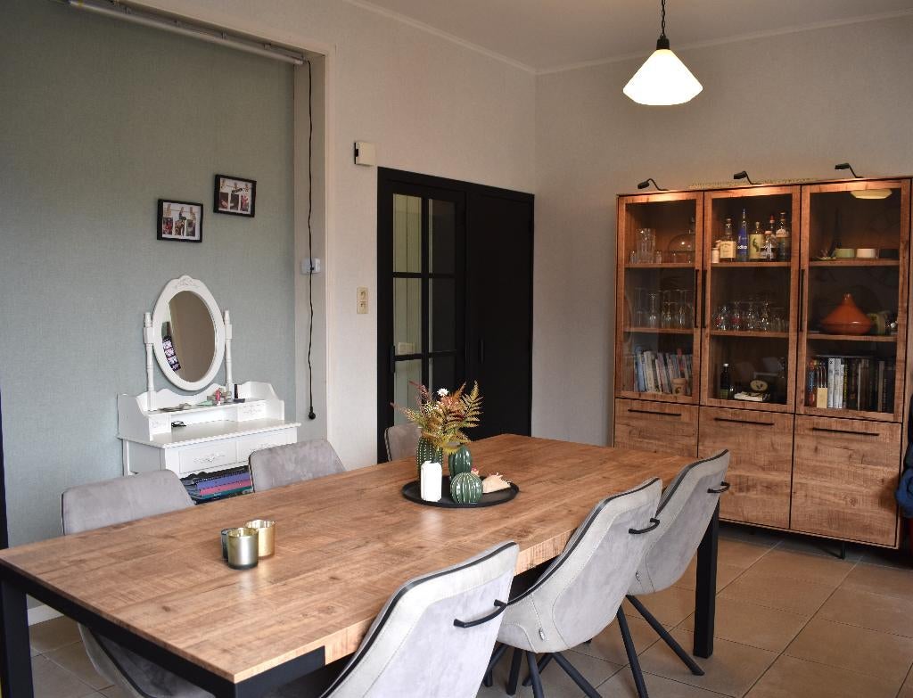 Gezellige gezinswoning op rustige ligging in Velm, Immo, Maisons à vendre, Province de Limbourg, 200 à 500 m², Maison de coin