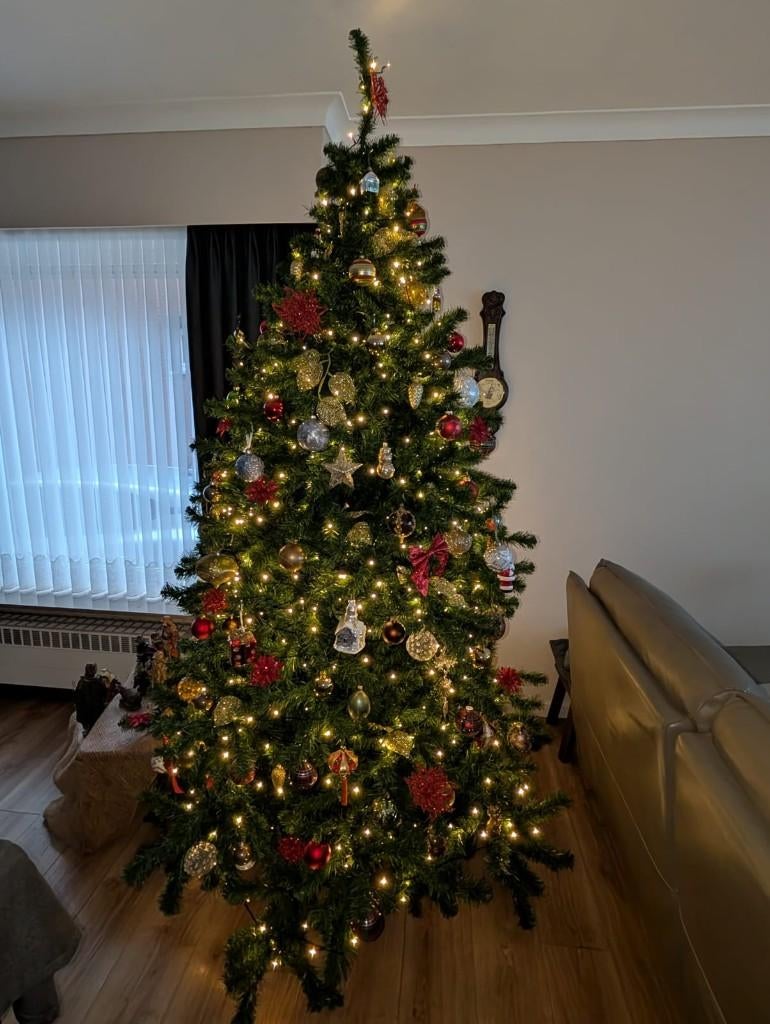 Grote kunstkerstboom 2m40 met rieten huls, Diversen, Kerst, Gebruikt, Ophalen