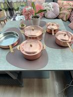4 pots en cuivre et une casserole à ressort, Enlèvement, Autres types, Autres matériaux, Plaque céramique