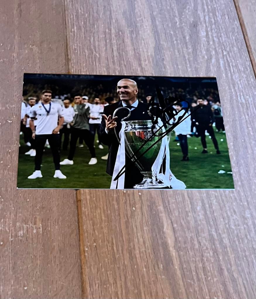 Gesigneerde foto Zidane, Verzenden, Zo goed als nieuw, Spelerskaart