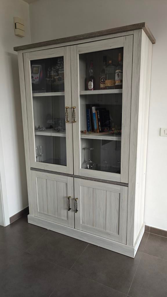 Vitrinekast / buffetkast met glazen deuren – landelijke stij, Enlèvement