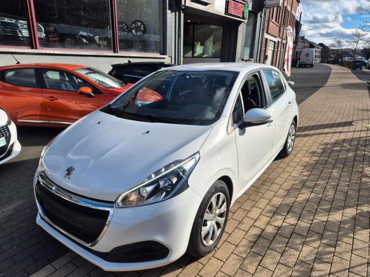 Peugeot 208 1.6 BlueHDI ACTIVE 74 KW 100CH 1 JAAR GARANTIE, Auto's, Peugeot, Bedrijf, Te koop, ABS, Adaptieve lichten, Airbags