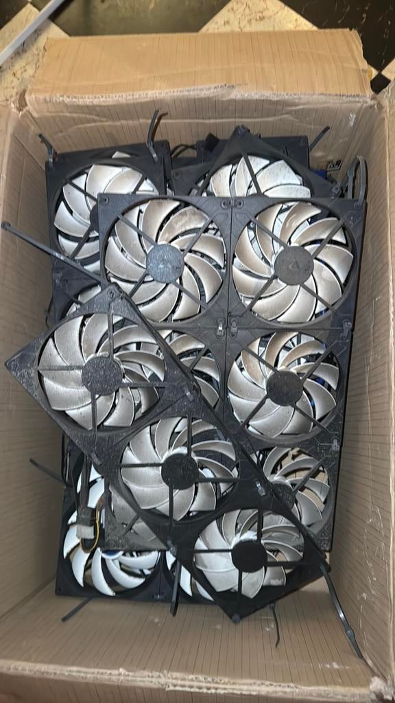 PC ventilators, Enlèvement, Comme neuf