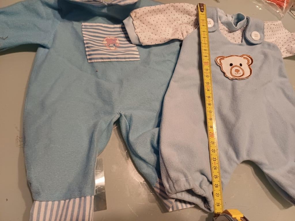 Ensemble de vêtements de poupée bleus, Enfants & Bébés, Jouets | Poupées, Enlèvement ou Envoi, Comme neuf, Baby Pop