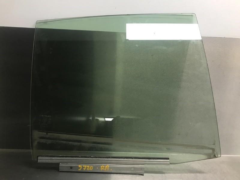 VITRE ARRIERE DROITE Lexus CT 200h (01-2010/09-2020), Utilisé, Lexus
