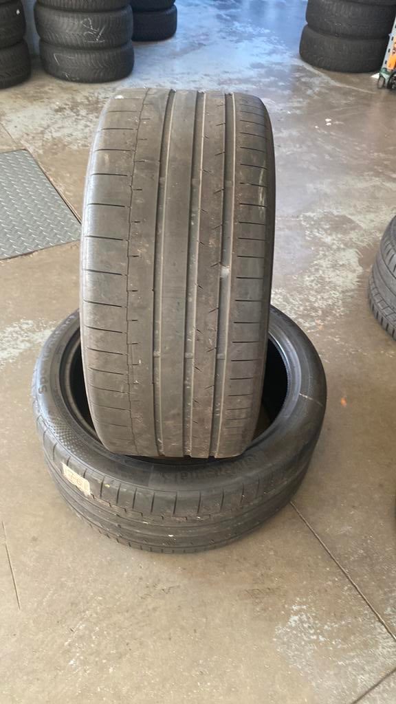 265/40/21 merk continental  nieuw per stuk 362 eur, Ophalen