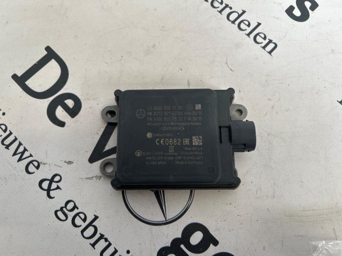 Capteur radar d'un Mercedes E-Klasse, Autos : Pièces & Accessoires, Autres pièces automobiles, Mercedes-Benz, Utilisé, 3 mois de garantie