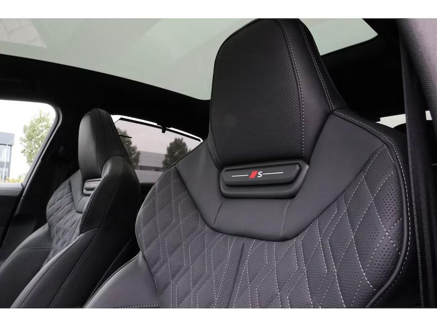 NEW MODEL A6 PLUG IN MEGA VOL LP 108850€ TECHPRO/BLACKP/SZET, Automaat, 4 deurs, 4 cilinders, Leder