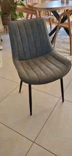 Eetkamerstoelen, Ophalen