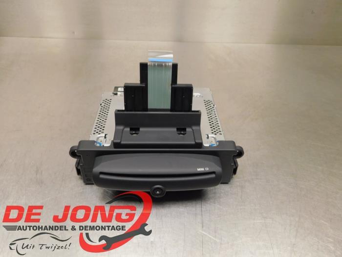 Radio/Lecteur CD d'un Mini Clubman, Autos : Pièces & Accessoires, Électronique & Câbles, Mini, Utilisé, 3 mois de garantie, Enlèvement ou Envoi