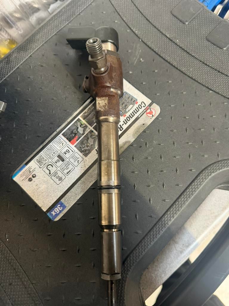 Les injecteurs1.6 tdi, Enlèvement ou Envoi